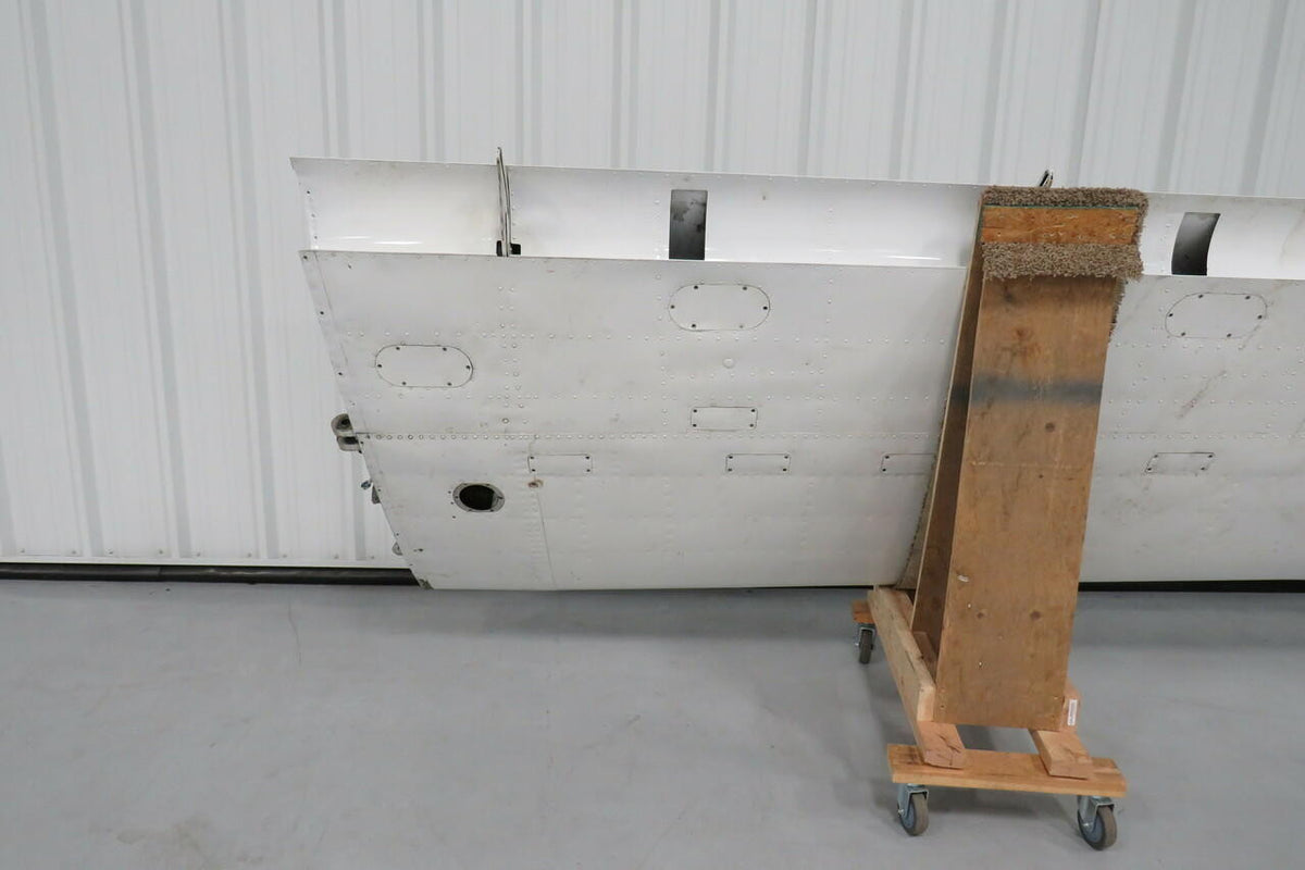 Cessna Aircraft Parts 1722002-16 Wing Spar 1722005-202 Cessna 177B RH Wing Assembly