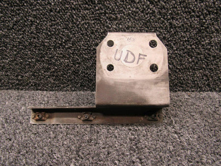 Cessna Aircraft Parts 0741618-2 Cessna 182 Heavy Duty Main Gear Fairing Support RH M22