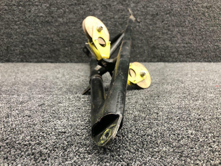 Piper Aircraft Parts 22697-007 Piper PA24-180 Wing Main Gear Spar Center Support