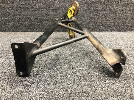 Piper Aircraft Parts 22697-007 Piper PA24-180 Wing Main Gear Spar Center Support