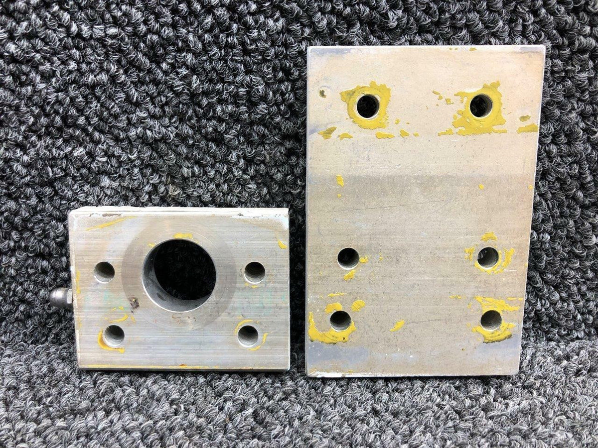 Mooney Aircraft Parts and Accessories 210067-009 / 210067-007 Mooney M20K Landing Gear Attach Bracket LH W/ Fitting