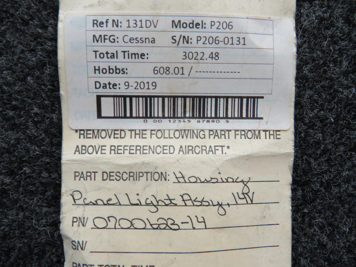 Cessna Aircraft Parts 0700623-14 Cessna P206 Panel Light Housing Assembly Volts 14