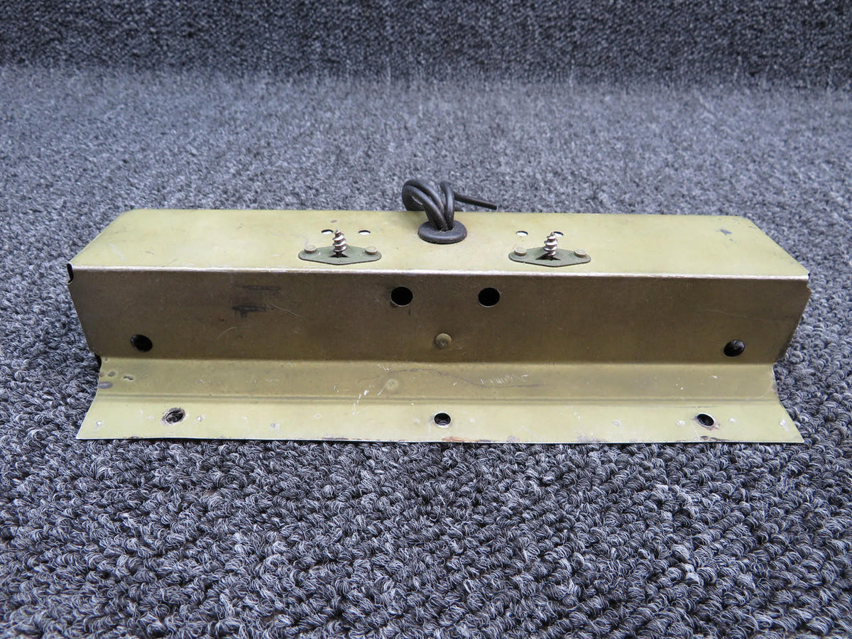 Cessna Aircraft Parts 0700623-14 Cessna P206 Panel Light Housing Assembly Volts 14