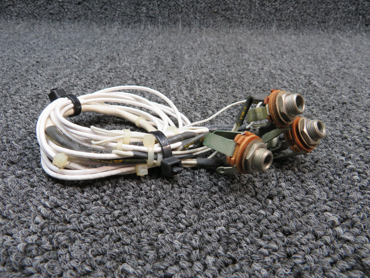 Cessna TR182 Audio Jack Set of 4 (Volts: 14-28) BAS Part Sales | Airplane Parts