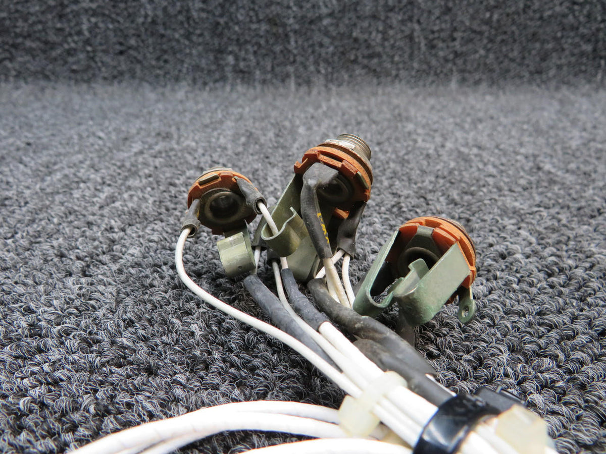 Cessna Aircraft Parts Cessna TR182 Audio Jack Set of 4 Volts 14-28