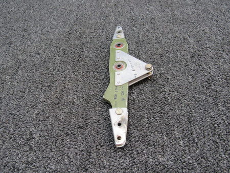 Cessna Aircraft Parts 0814007-1 Use 0814007-3 Cessna 310R Elevator Bellcrank Aft