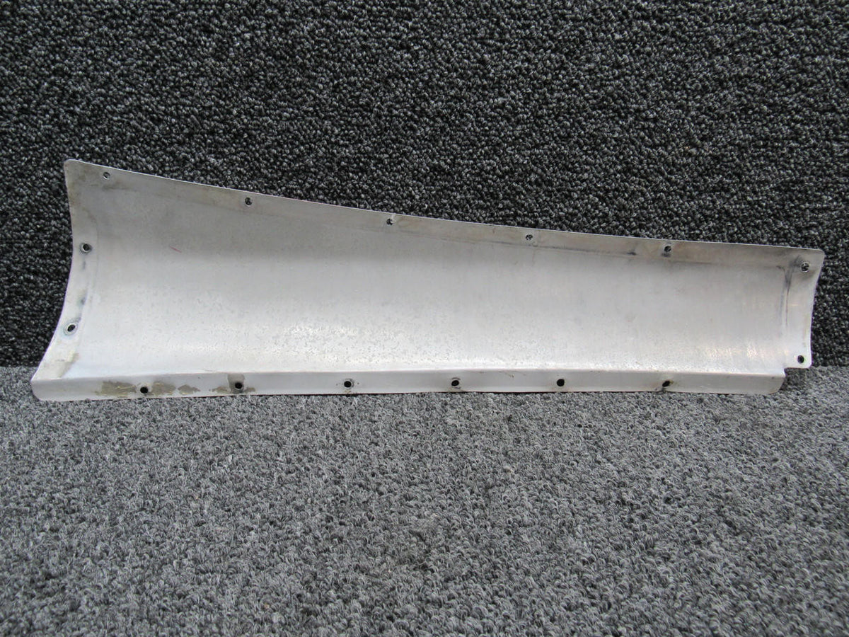 Cessna Aircraft Parts 0732615-6 Cessna 182 Fairing Stabilizer Upper RH