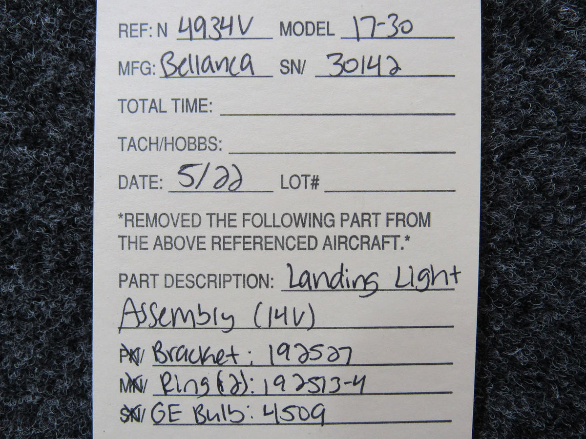 Bellanca 192527 / 192513-4 / 4509 Bellanca 17-30 Landing Light Assembly