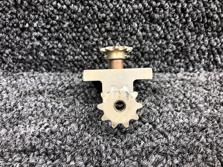 Cessna Aircraft Parts 0861100-5 Cessna 310G Forward Rudder Trim Gear Support