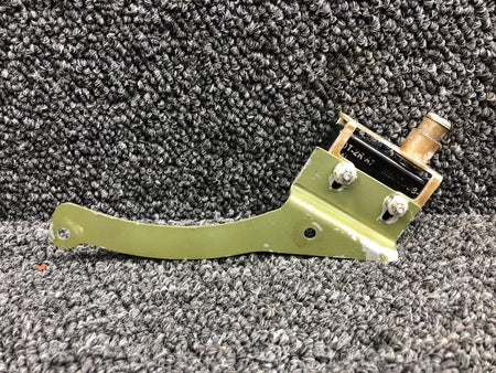 Cessna Aircraft Parts MS25008-1 / 0843400-47 Cessna 310G Landing Gear Limit Switch W/ Downlock Bracket