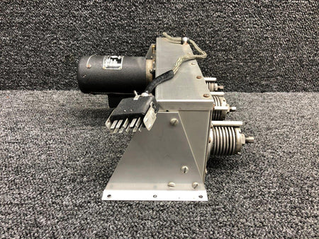 Lear Inc 0861400-4 Lear Inc 121D-2 Autopilot Servo W/ Motor Volts 24, Amps 2.5