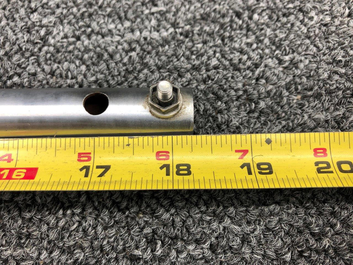 Cessna Aircraft Parts 0861300-41 / 0861310-1 Cessna 310G Pilot Control Wheel Assembly