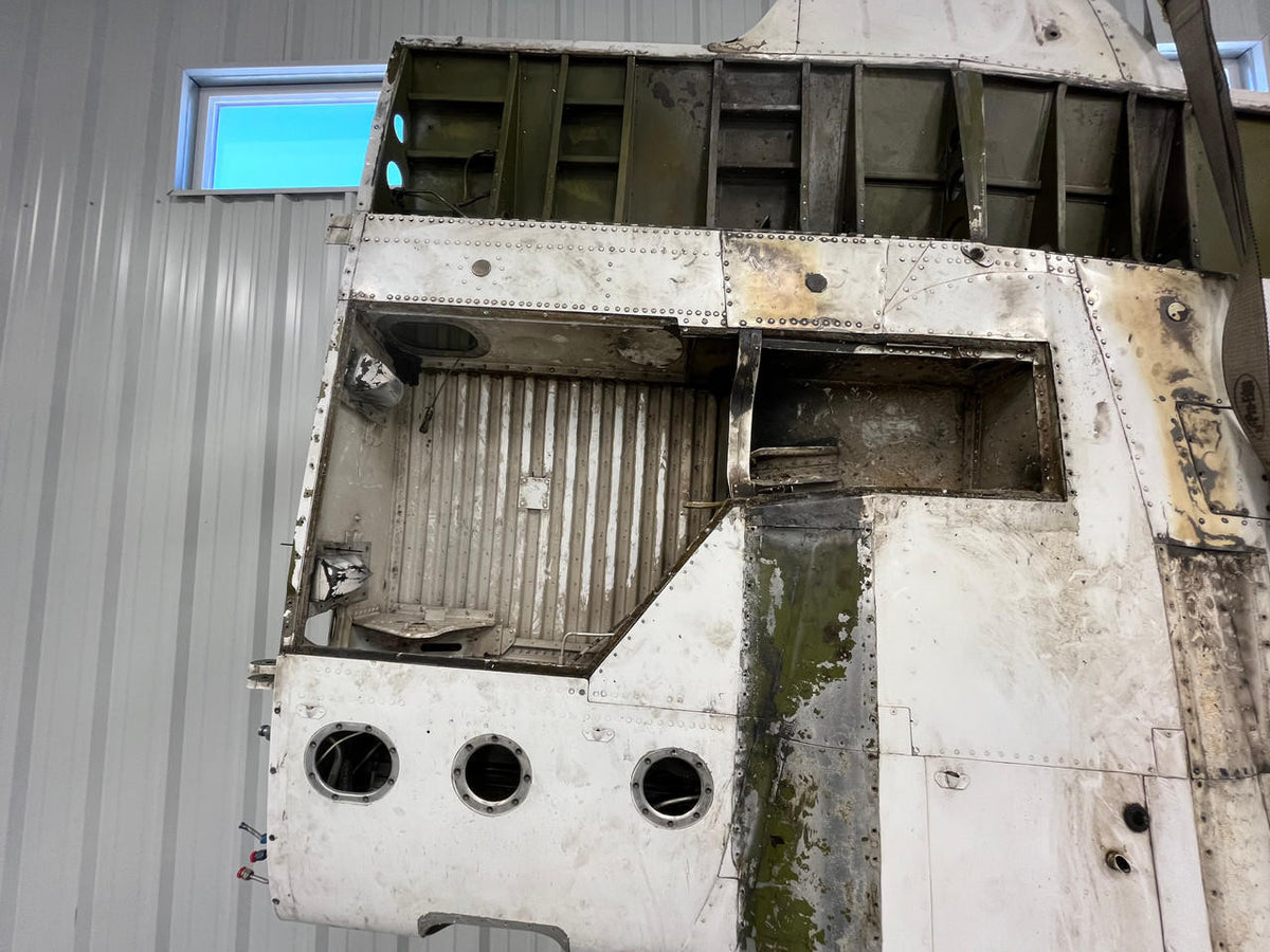 Cessna Aircraft Parts 0822037-50 Cessna 310Q RH Wing Assembly