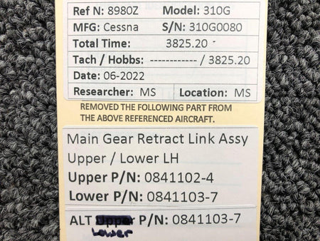 Cessna Aircraft Parts 0841102-4 / 0841103-7 Cessna 310G Main Gear Retract Link Upper / Lower LH