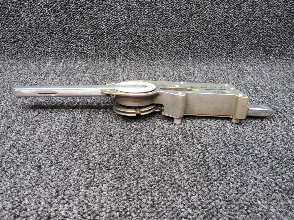 0811529-2 Cessna 310G Cabin Door Latch Assembly