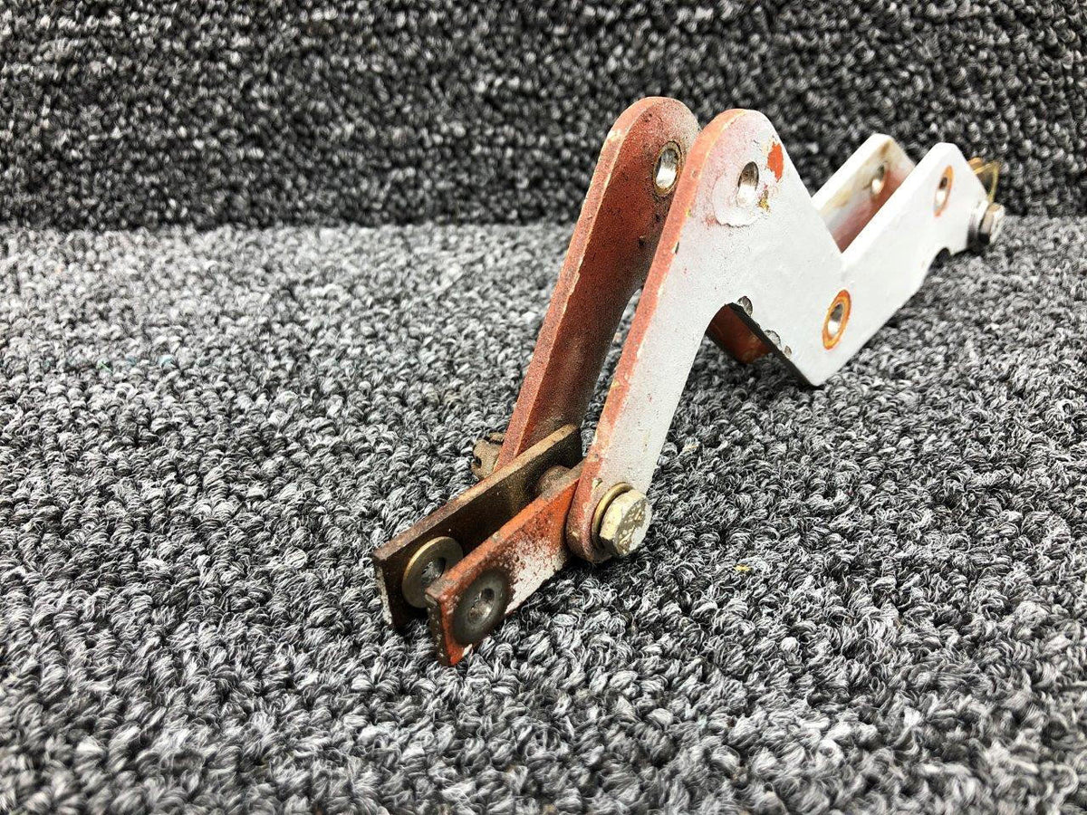 Stinson 108-2201006 Stinson 108-1 Elevator Horn Assembly