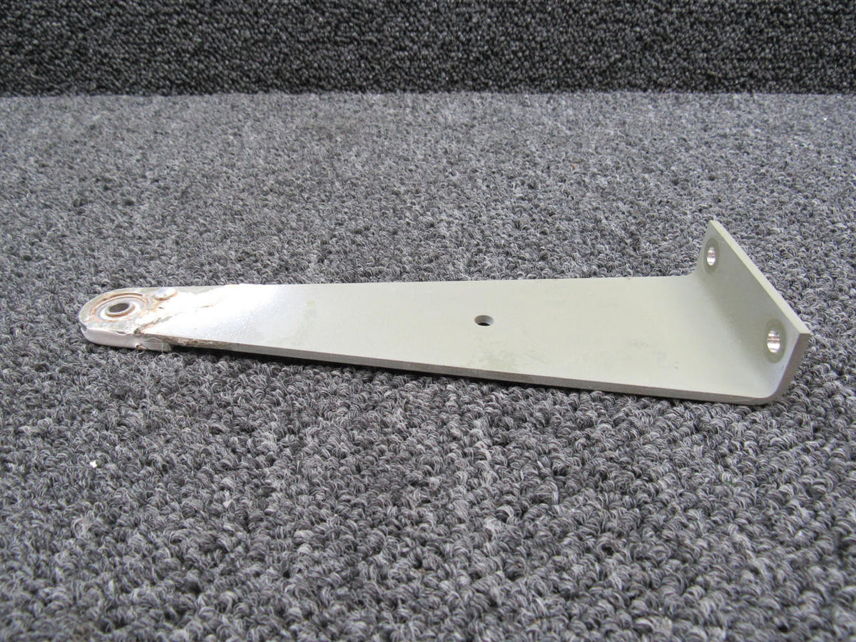 Bellanca 2-689 Bellanca 7KCAB Aileron Support Hinge Assembly