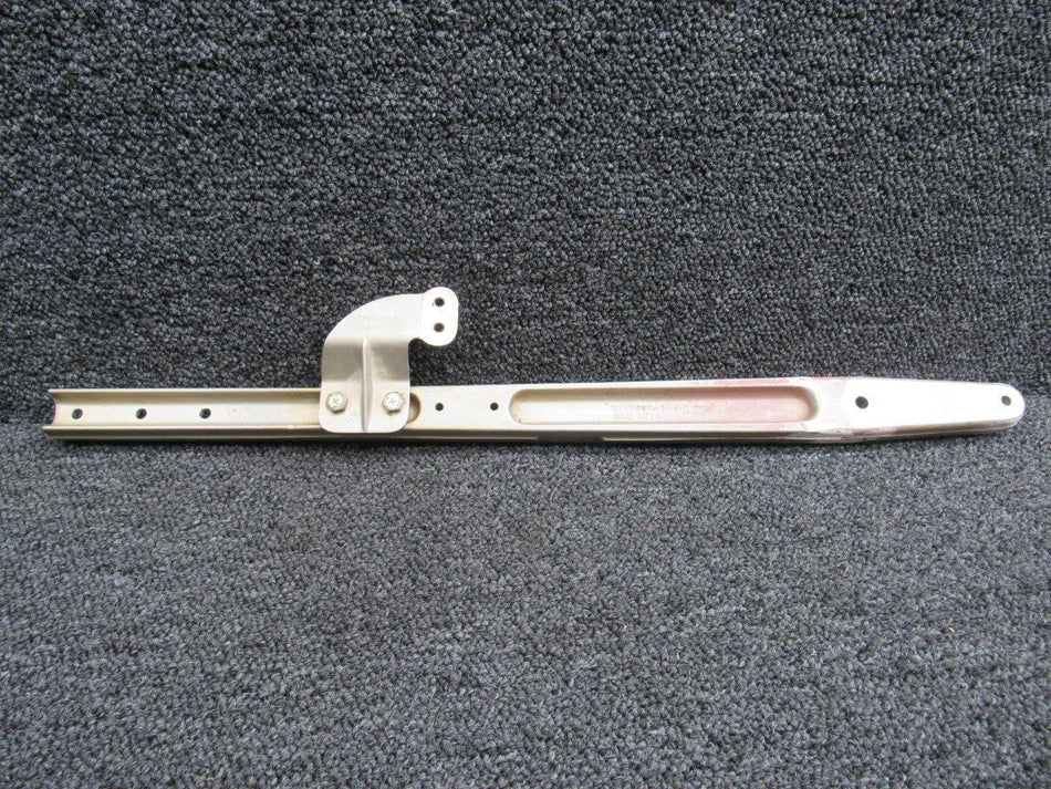 Cessna Aircraft Parts 1732034-3 / 1732043-4 Cessna 177B Balance Arm Assembly