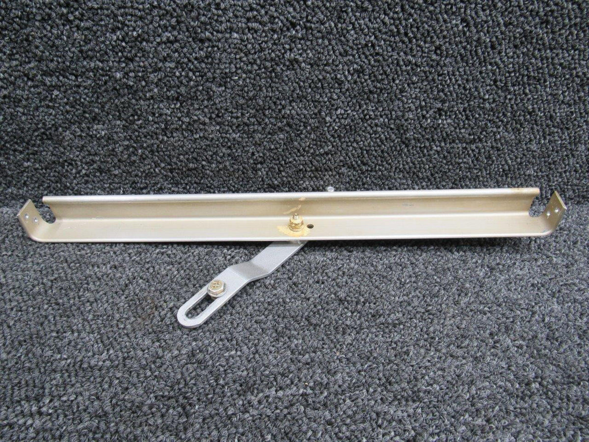 Cessna Aircraft Parts 1713729-4 Cessna 177B Flap Control Bracket Assembly