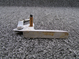 68976-000 Piper PA32-260 Cargo Latch Assembly