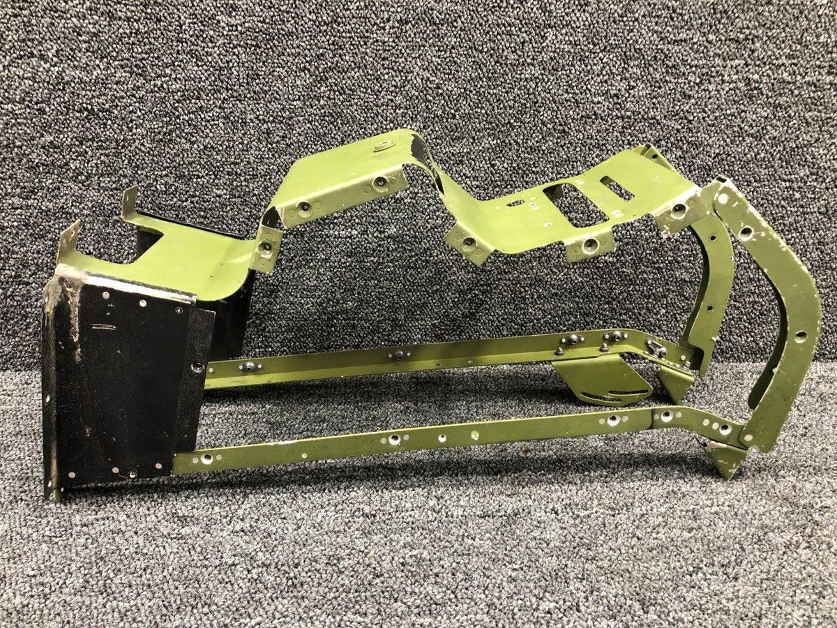 Cessna Aircraft Parts 0861106-200 / 0861112-21 Cessna 310Q Pedestal Structure Assembly