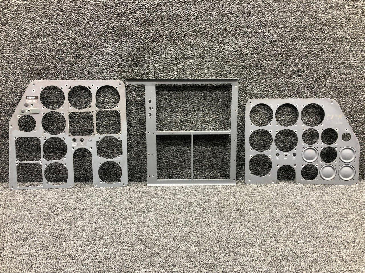 Cessna Aircraft Parts 0813593-7 / 0813594-9 Cessna 310Q Instrument Shock Panel Set
