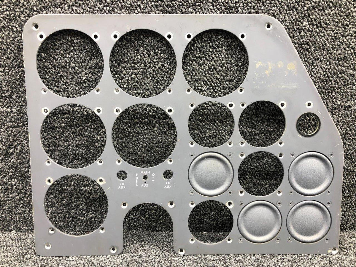 Cessna Aircraft Parts 0813593-7 / 0813594-9 Cessna 310Q Instrument Shock Panel Set
