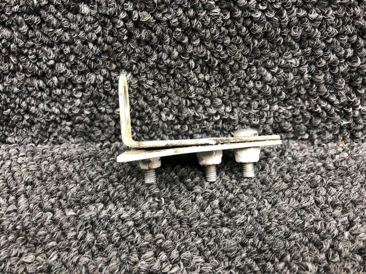 Cessna Aircraft Parts 5141007-1 / 5141007-2 Cessna 310Q Main Gear Squat Switch Bracket Assy LH