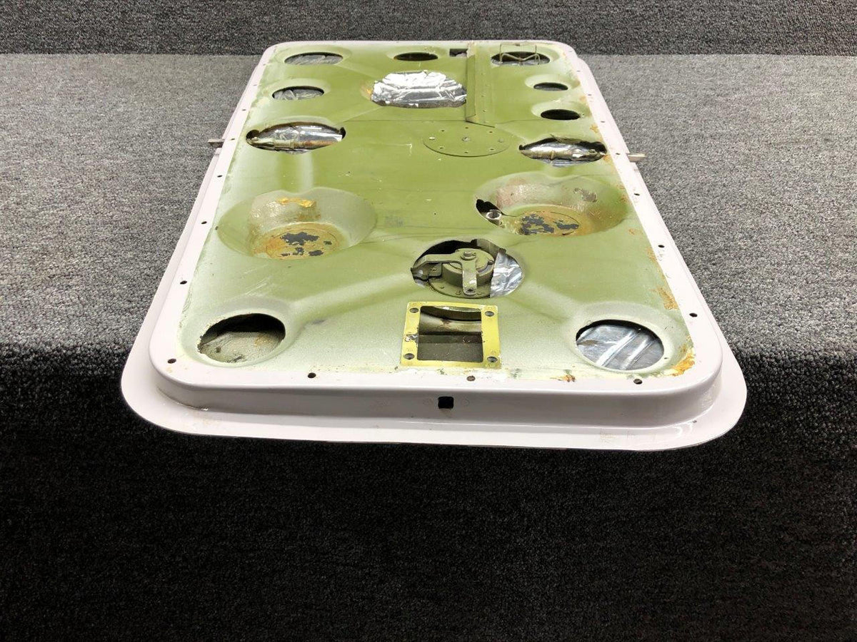 Cessna Aircraft Parts 0814162-2 / 9910028-2 Cessna 310Q Large Baggage Door Assembly W/ Latch