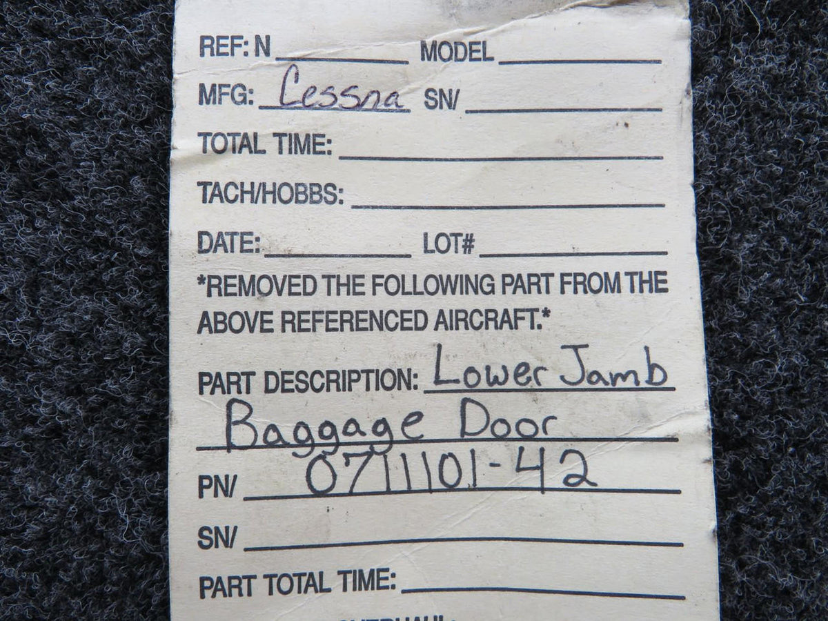 Cessna Aircraft Parts 0711101-42 Cessna Lower Baggage Door Jamb