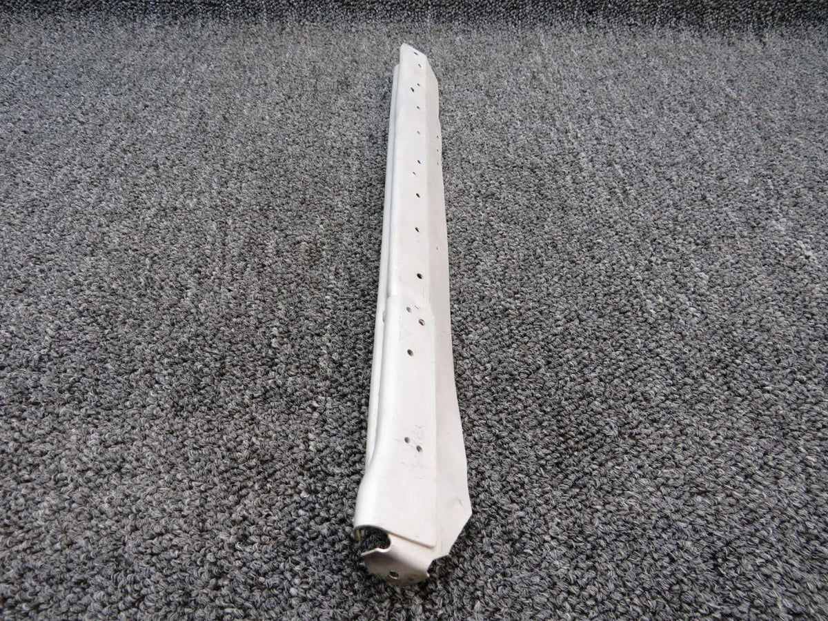 Cessna Aircraft Parts 0711101-42 Cessna Lower Baggage Door Jamb