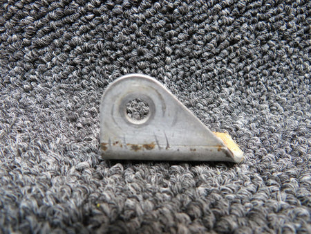 Cessna Aircraft Parts 0510205-8 Cessna Seatbelt Attachment Fitting Inboard RH / Outbd LH