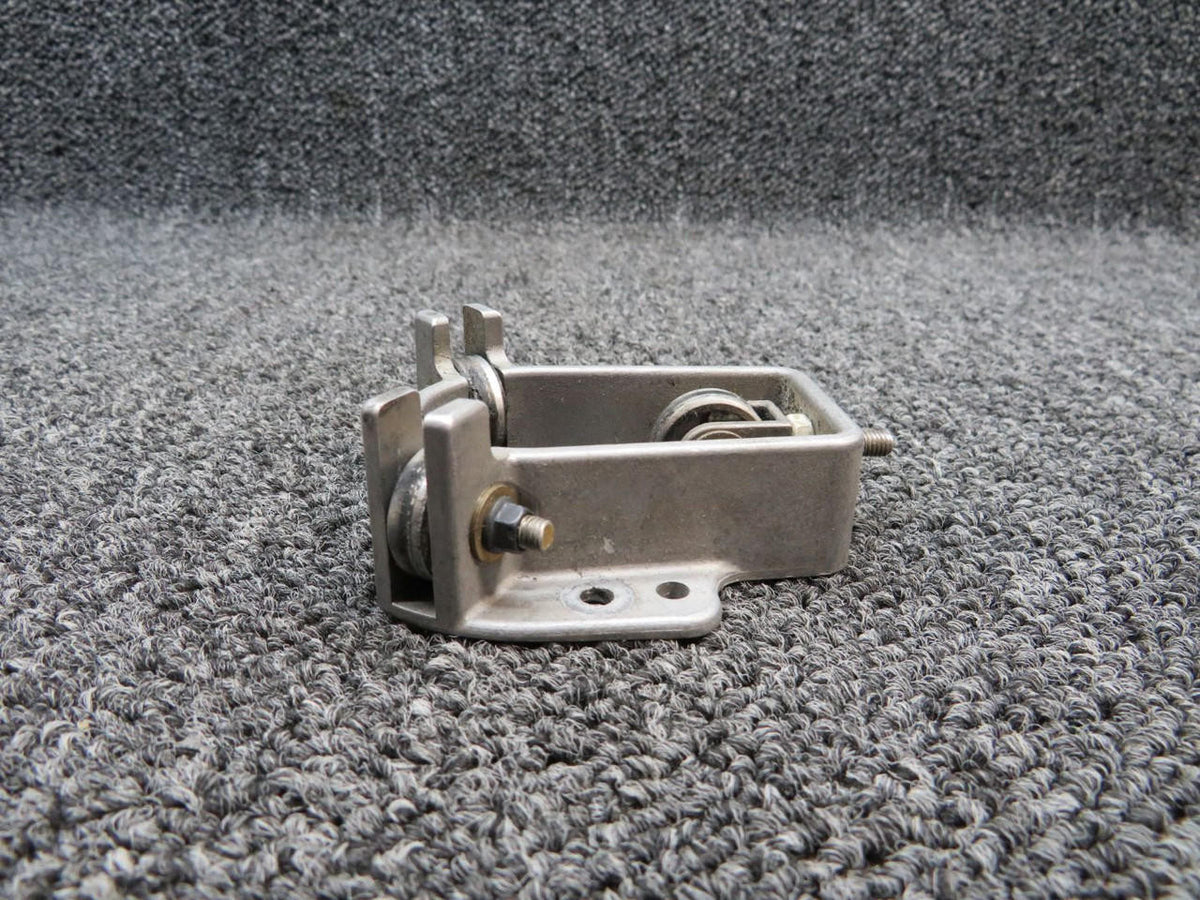 Cessna Aircraft Parts 5615077-1 Cessna 421B Support Block Column Assembly LH / RH