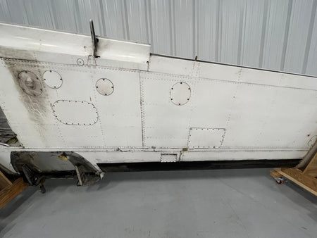Beechcraft Parts 96-110005-622 Beech E-55 RH Wing Assembly