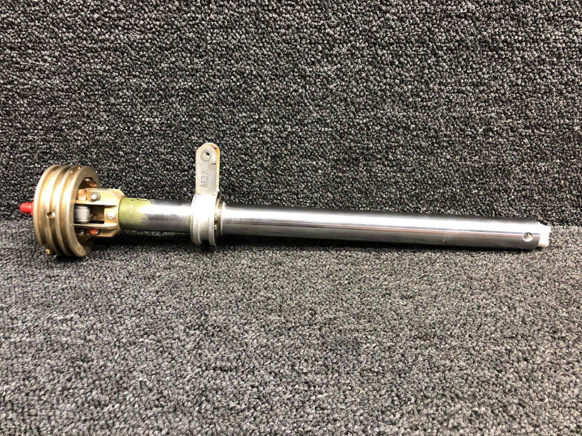 Cessna Aircraft Parts 0760102-2 / 0760646-2 Cessna 182M Control Column RH W/ Retainer and Sleeve
