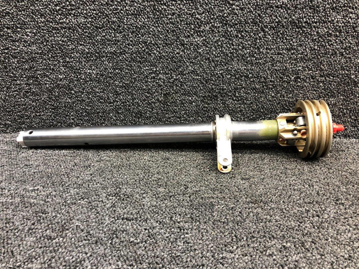 Cessna Aircraft Parts 0760102-2 / 0760646-2 Cessna 182M Control Column RH W/ Retainer and Sleeve