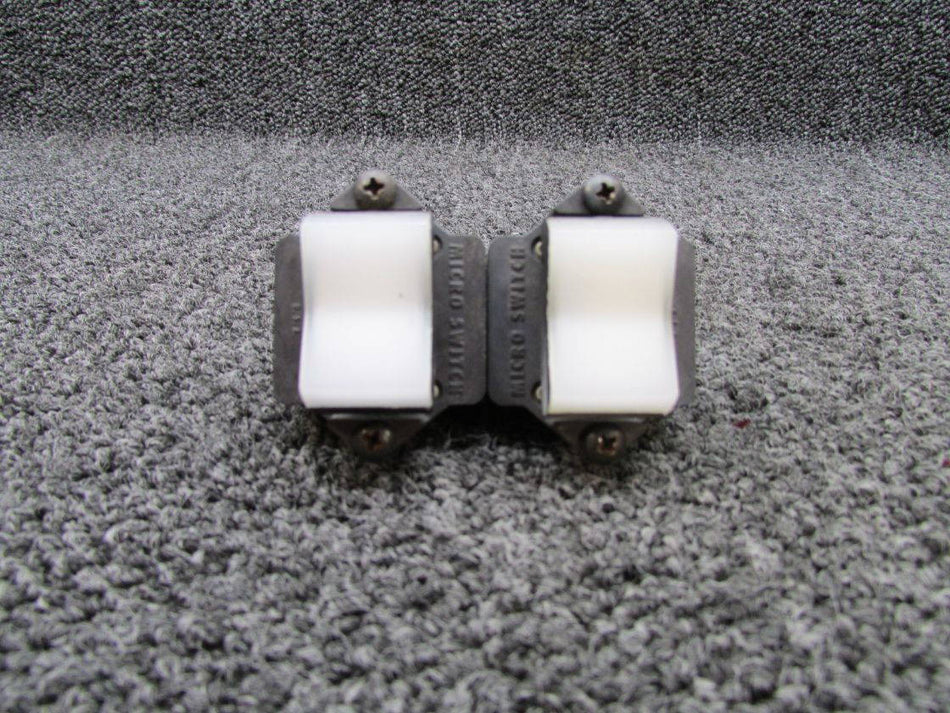 4TP1-7 (Alt: 587-787) Und Lab Oil Cooler Switches (Set of 2)