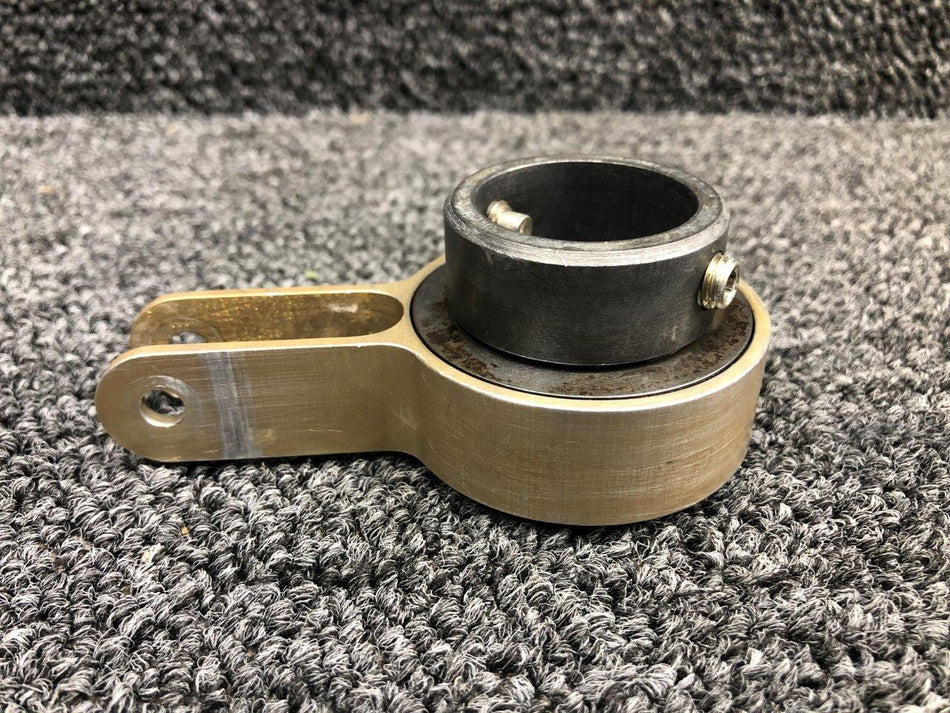 Cessna Aircraft Parts 1560150-1 Cessna 182T Control Column Sleeve Assembly