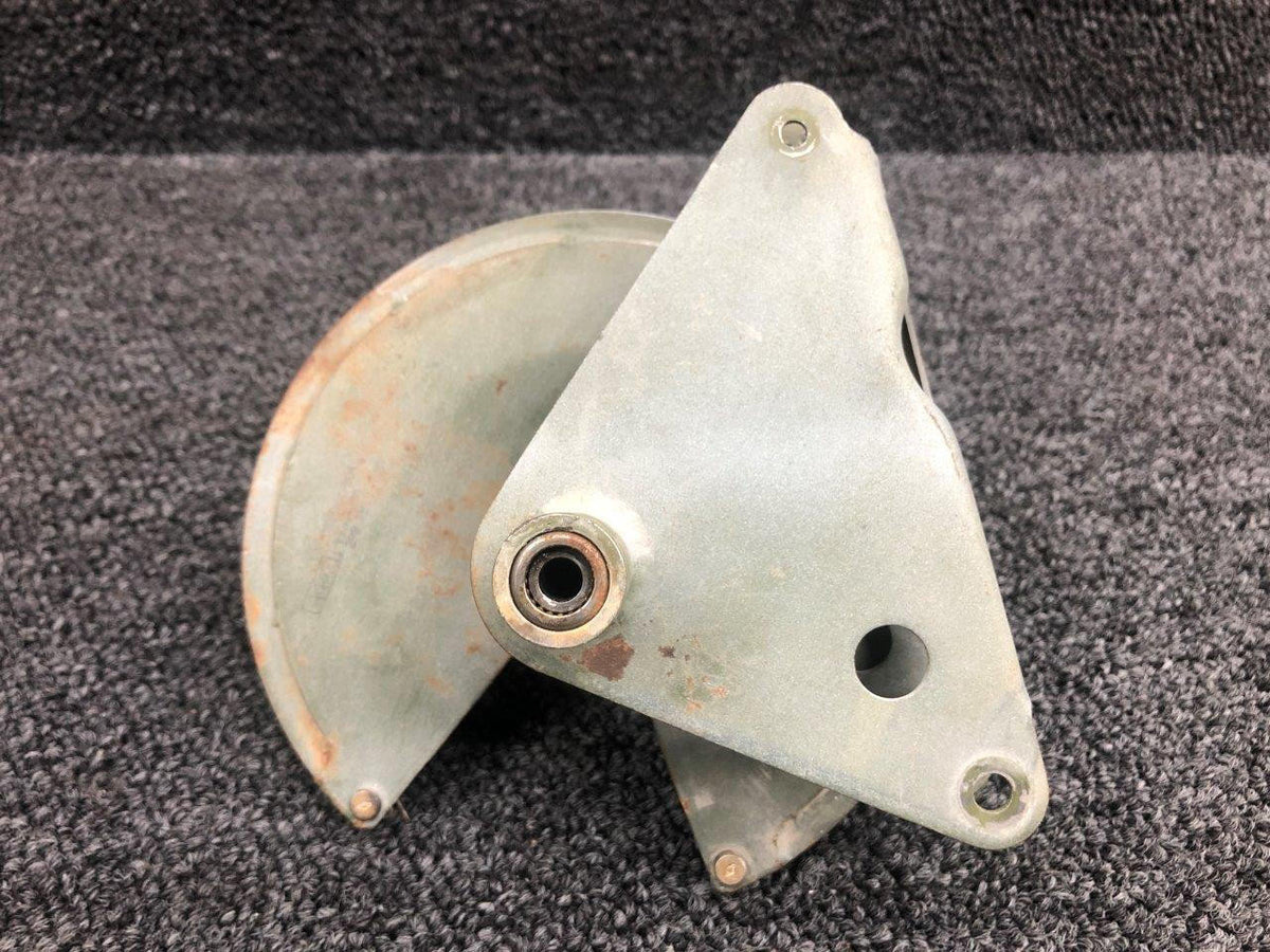 0762054-4 Cessna 182T Drive Pulley Assembly RH BAS Part Sales | Airplane Parts
