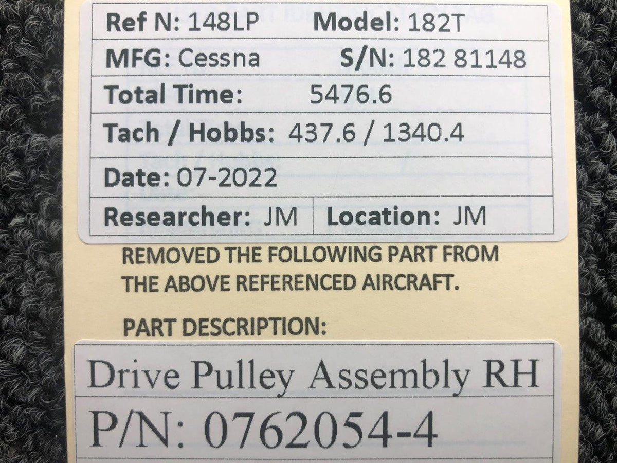 Cessna Aircraft Parts 0762054-4 Cessna 182T Drive Pulley Assembly RH