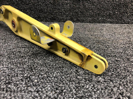 Beechcraft Parts 95-524011-1 USE 002-524024-31 Beechcraft E-55 AFT Elevator Bellcrank Assembly
