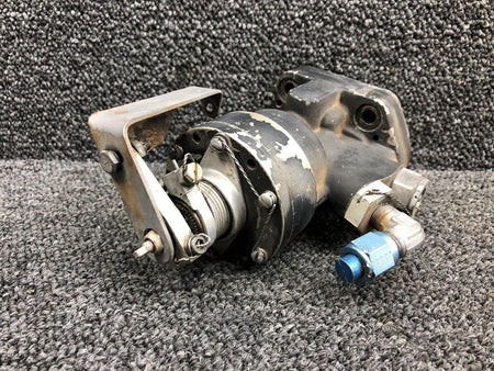 Woodward D210439 Continental IO-520-CB3B Woodward Propeller Governor Prop Struck