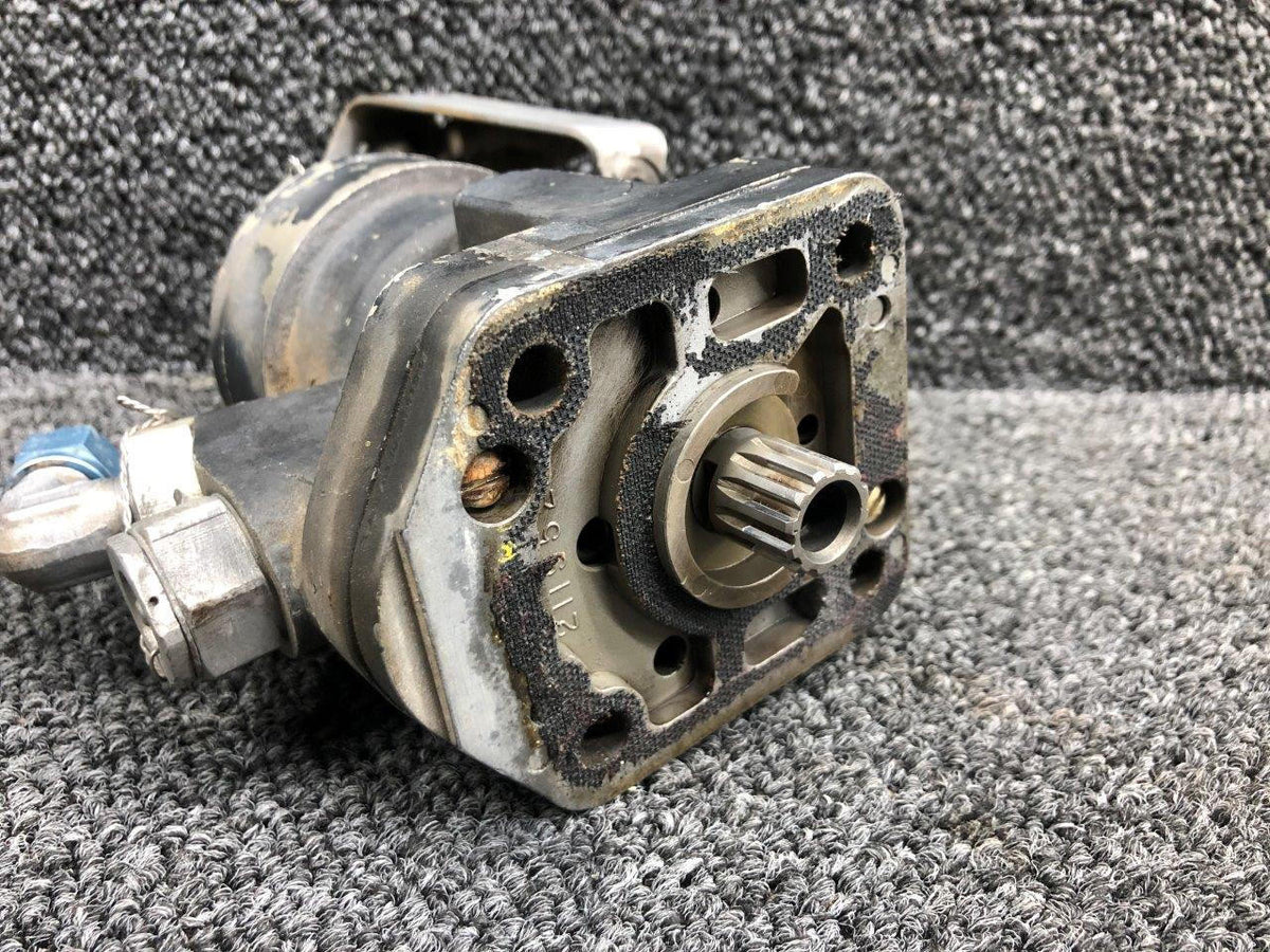 Woodward D210439 Continental IO-520-CB3B Woodward Propeller Governor Prop Struck