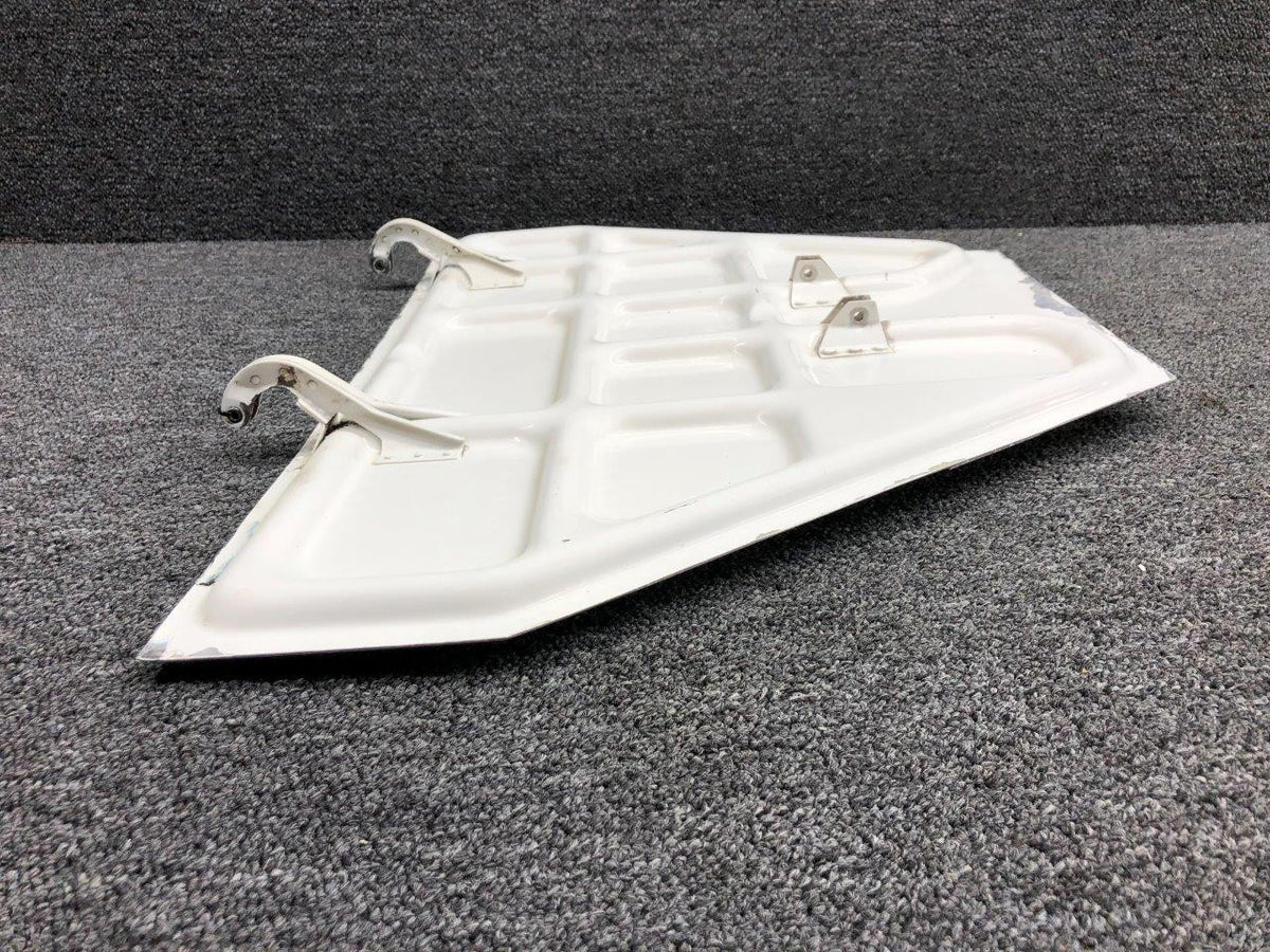 Beechcraft Parts 35-815055-68 USE 35-815055-214 Beech E-55 Outboard Main Gear Door Assembly LH