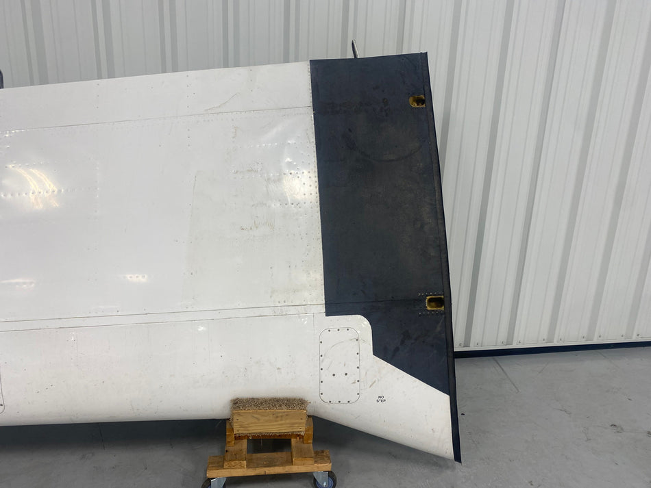 33-110000 (Spar P/N: 000-110161-606) Beech F33A RH Wing Assembly