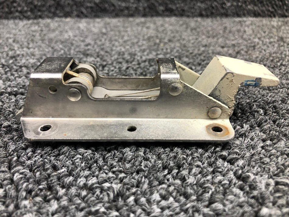 H38-125-750 (Alt: 472-021) Piper PA32-300 Hartwell Baggage Door Latch Assembly