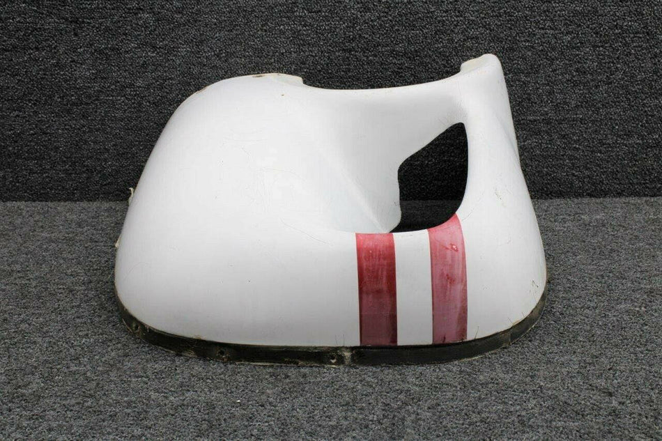 96500-034 Piper PA34-200 Cowling Nose Bug RH Engine LH