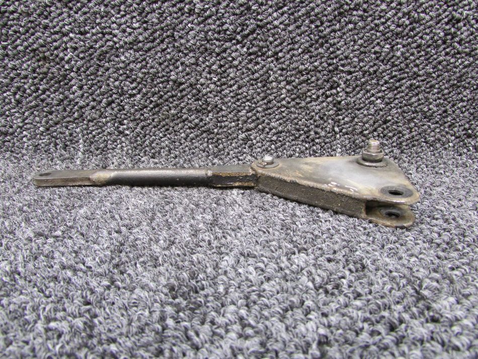 2067006-1, 2067010-1 Cessna 177RG Nose Gear Steering Bellcrank has Rod