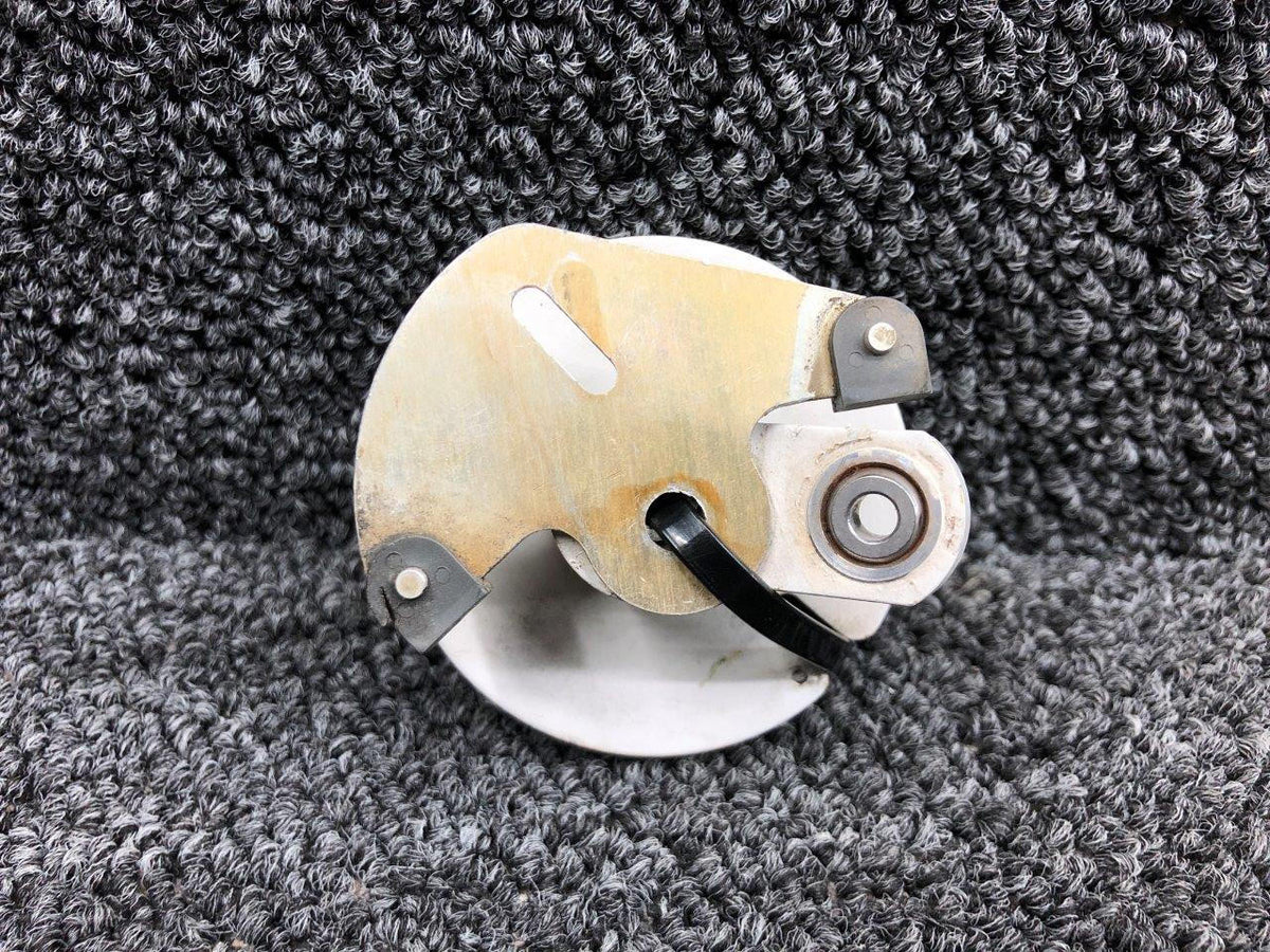Cessna Aircraft Parts 0961110-18 Cessna 162 Aileron Actuator Sector Assembly RH