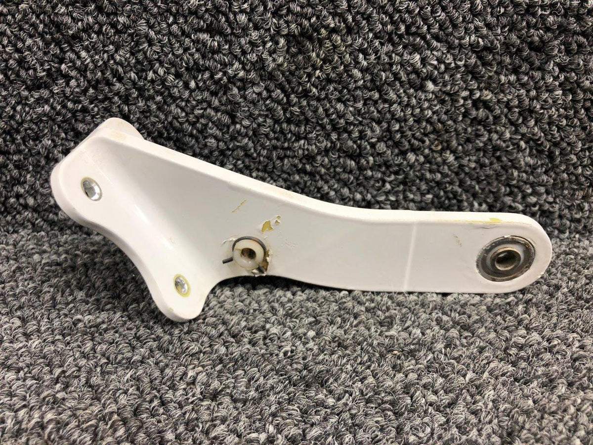 Cessna Aircraft Parts 0922220-48 Cessna 162 Outboard Flap Bracket Assembly LH / RH